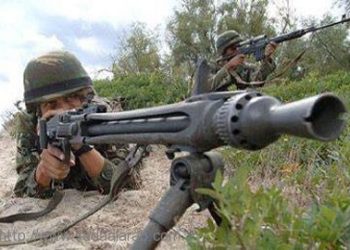 القوات السوريّة تشن غارات ضدّ داعش في محافظة الرقة