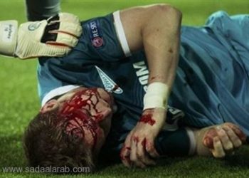 بالصورة.. وفاة لاعب كرة قدم أثناء الاحتفال بتسجيل هدف