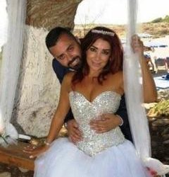 ألين خلف وزوجها يردان على خبر طلاقهما