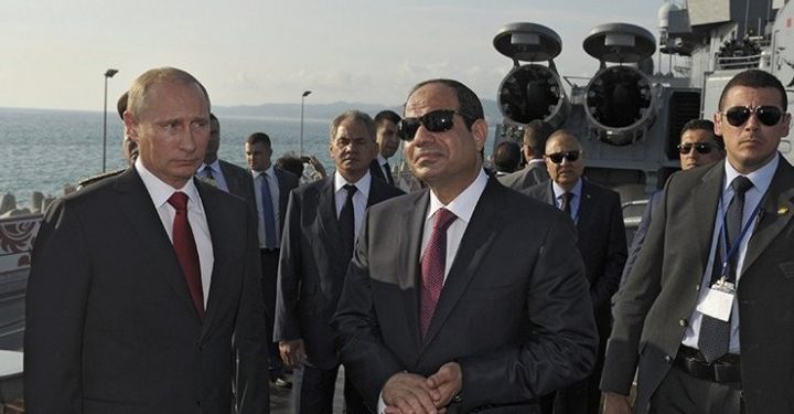 مصر تستعيد مكانتها الدولية وتحرص على علاقاتها مع روسيا