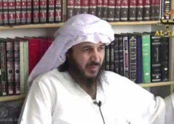 نصيحة من شيخ جهادي الى داعش: إني والله مشفق عليكم بعد تكالب الناتو ضدكم.. ردوا الحقوق وكفوا سكاكينكم عن رقاب المسلمين