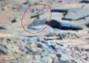 اكتشاف قبر وصليب على سطح المريخ