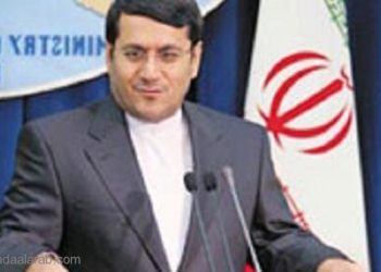 إيران تعتزم إلغاء التأشيرات مع دول الجوار