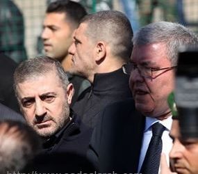 عندما ينظم "حزب الله" قصائد المديح بصقور "المستقبل"