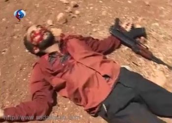 بالفيديو كمين محكم للجيش السوري يقتل فيه ارهابي خطير وعدد كبير من مسلحيه