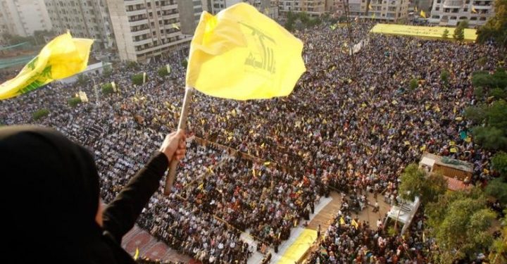 جمهور المقاومة يرد على ميشال سليمان بانشودة رجال الدهب