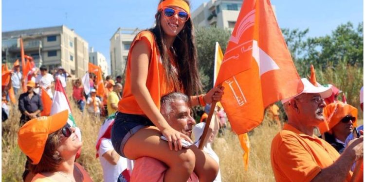 ورشة تصليحات وترميم في الرابية التيار: “انطروا مفاجآت كبيرة في تشرين”