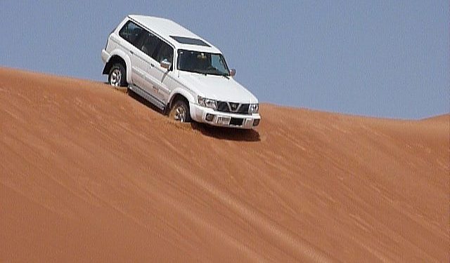 سوق السيارات في لبنان