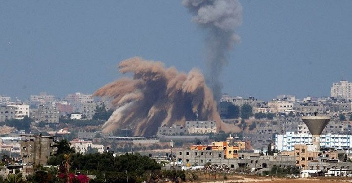 غزة متروكة لوحدها تواجه البربرية الاسرائيلية فأين العروبة؟