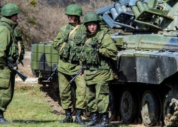 انتشار 40 إلى 80 ألف جندي روسي على حدود أوكرانيا