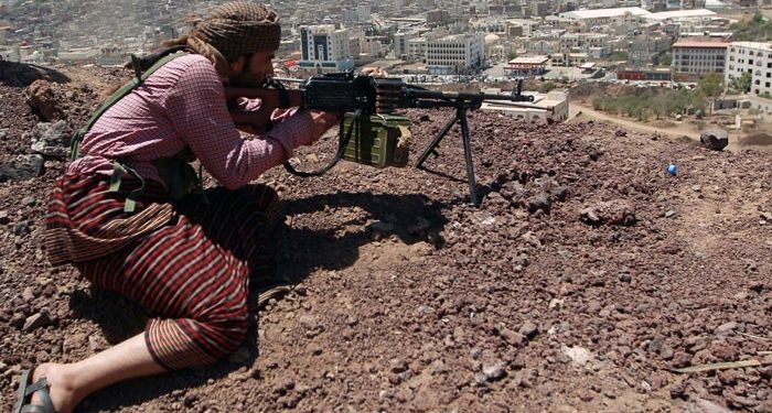 كيف استسلمت صنعاء للحوثيين ومقابل أي شروط