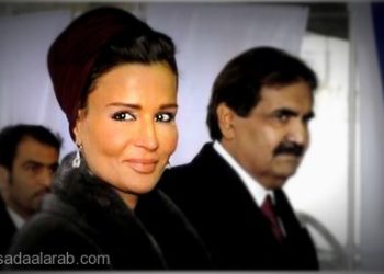 انتشار مقطع فيديو يظهر الخلاف بين الشيخة موزة وكنَّتها