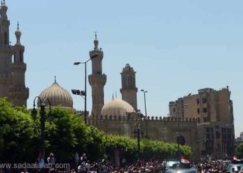 الأزهر: "الأذان الشيعي باطل" ومن يرفعه يمنع من التلاوة