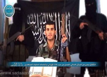 بالصورة: انشقاق جندي بالجيش اللبناني وانضمامه الى جبهة النصرة