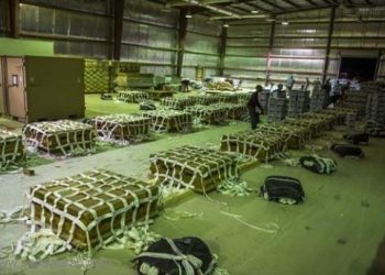 أوباما يواصل الغارات الجوية على الجهاديين وينتقد المالكي نقل ديبلوماسيين أميركيين من اربيل واستعادة بلدتين