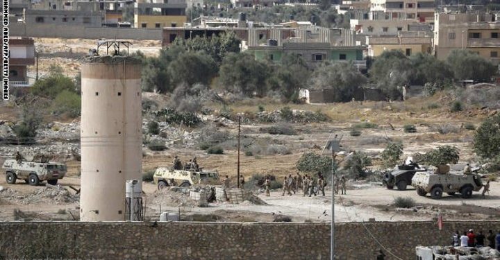 مصر: السيسي يعين مستشارين لمكافحة الإرهاب والأمن القومي ويأمر ببناء رفح الجديدة