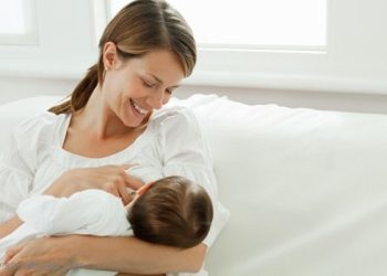 هل الرضاعة تمنع الحمل؟