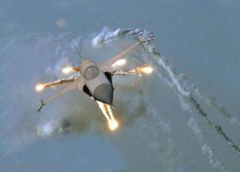 فرنسا تنتقم لإعدام مواطنيها من الجو