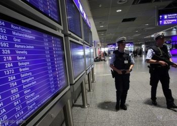 ألمانيا تشدد حظر السفر على إسلاميين متشددين