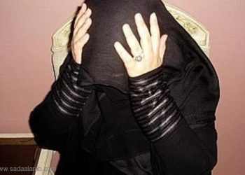 سعودي يبتز فتاة ويحصل منها على 300 ألف ريال بعد أن أوهمها أنه طبيبة تجميل