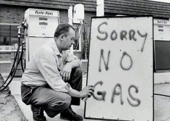 في مثل هذا اليوم: اوقف الملك فيصل تصدير النفط إلى أمريكا رداً على الدعم الأمريكي لإسرائيل