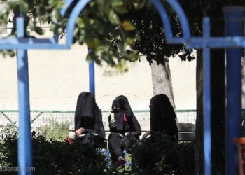 سوريا.. داعشيات يعتقلن 15 امرأة في البوكمال