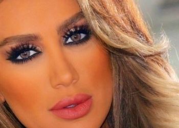 بالصور.. مايا دياب في أقصر فستان!