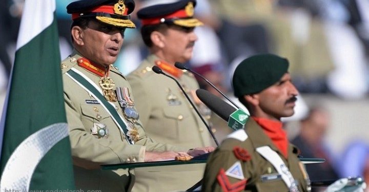 الجيش الباكستاني يتدخل من جديد في تحديد مستقبل البلاد السياسي
