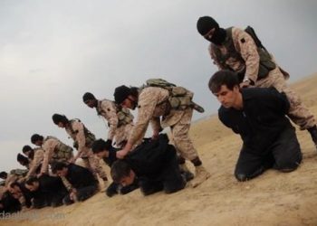 داعش يُعدم مواطن في جرود عرسال