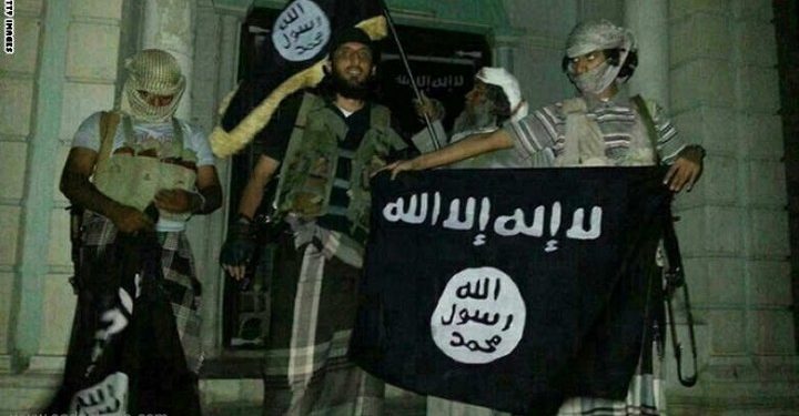 اليمن: القاعدة تقتل عسكريين بتفجير عبوة ناسفة بحضرموت