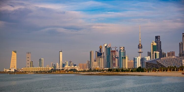 الكويت.. مقتل عراقيين اثنين وإصابة ثالث تسللوا بـ79 كغ من الحشيش