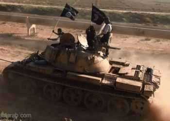 ماذا يجري؟ داعش تباشر نقل ترسانتها من الموصل الى سوريا!
