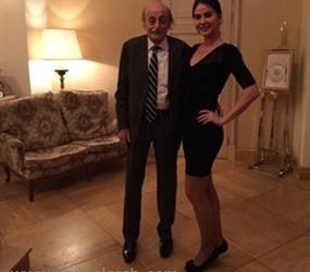 ماذا يفعل جنبلاط مع الروسية الحسناء؟