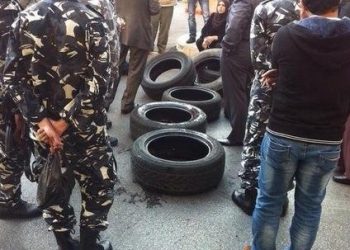 بالصور.. تهديد جديد باعدام احد العسكريين والاهالي يصعدون