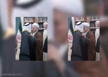 السفير السعودي يقبل رأس رفسنجاني