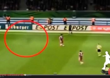 شبح كرة قدم في نهائي كأس ألمانيا بين بايرن ميونيخ وبوروسيا دورتموند