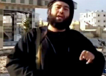 داعية سعودي يفتتح معسكرا لتدريب الفتيان في سوريا