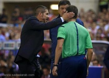 إيقاف سيميوني ثماني مباريات لإعتدائه على الحكم