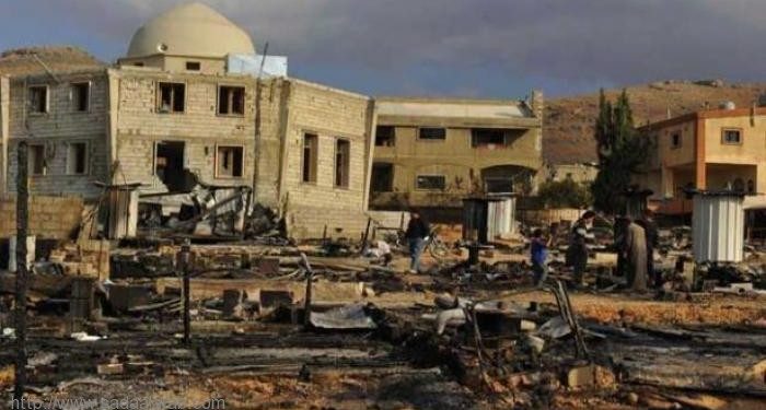 بالصور: مخيم اللاجئين السوريين في عرسال بعد احراقه