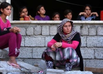 داعش أعدم 500 من الأيزيديين في العراق ودفن أطفالا وهم أحياء