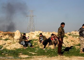 اكتشاف مقبرة جماعية في دير الزور...يعتقد أنها بتوقيع داعش