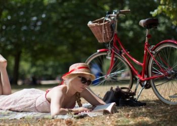 شعب غريب.. ما يقرب من 5 ملايين بريطاني 'ليس لديهم أصدقاء حقيقيون "