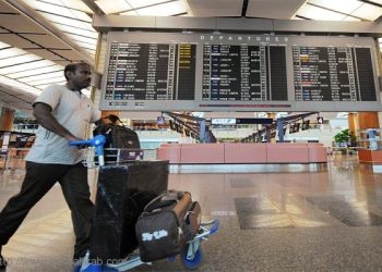 الإمارات تبدأ بتطبيق نظام جديد لتأشيرات الدخول والإقامة