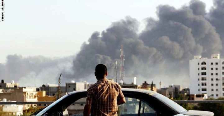 مصر تنفي قيام طائراتها بقصف مواقع مليشيات إسلامية في ليبيا