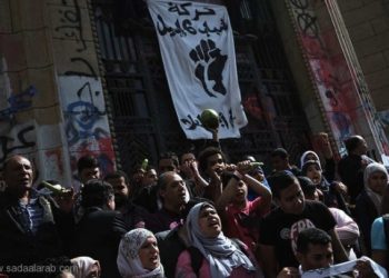 حظر "6 أبريل".. هل بدأت "معركة تصفية القوى الثورية" بمصر؟