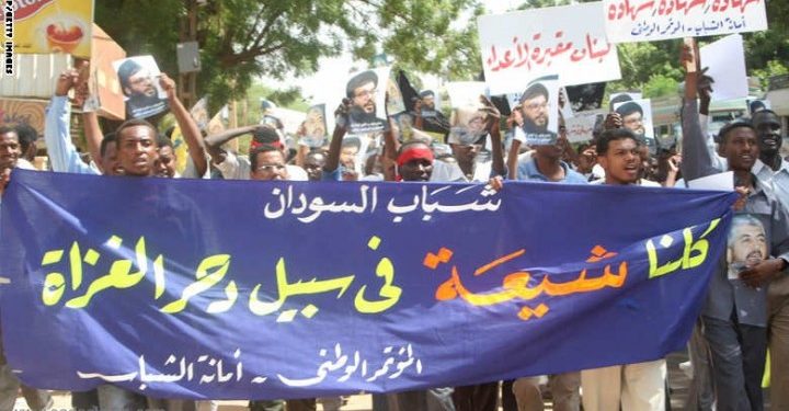 تداعيات إغلاق مقرات إيرانية بالخرطوم مستمرة: 12 ألف شيعي سوداني وتوقعات بتحسن العلاقة مع الخليج