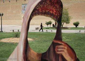 خلفان: سبب تحول إيران من سنية إلى شيعية "امرأة" والعراق فيه مقاتلون ولا يوجد فيه سياسيون