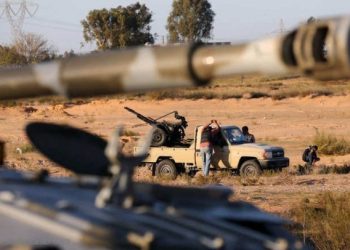 ليبيا: معارك طاحنة في طرابلس ومجلس النواب يقرر حل كافة التشكيلات المسلحة