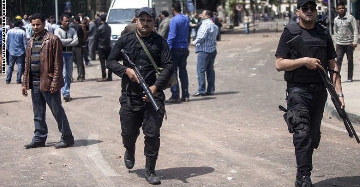 الجيش المصري يعلن السيطرة الكاملة على شبه جزيرة سيناء