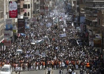 تظاهرة للحوثيين في صنعاء لإسقاط الحكومة